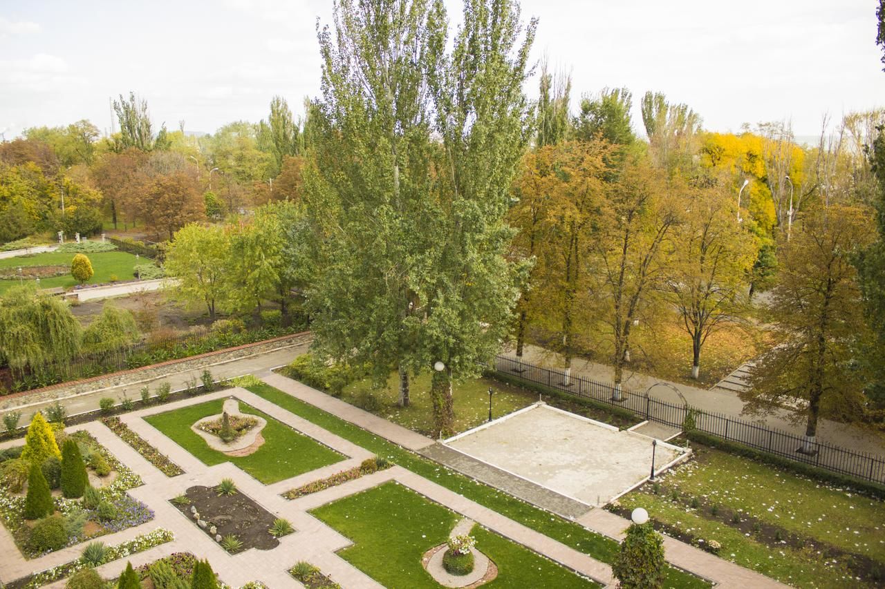 Отель Hotel Chayka Мариуполь-16