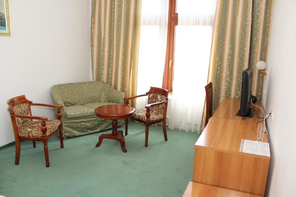 Отель Hotel Chayka Мариуполь-50