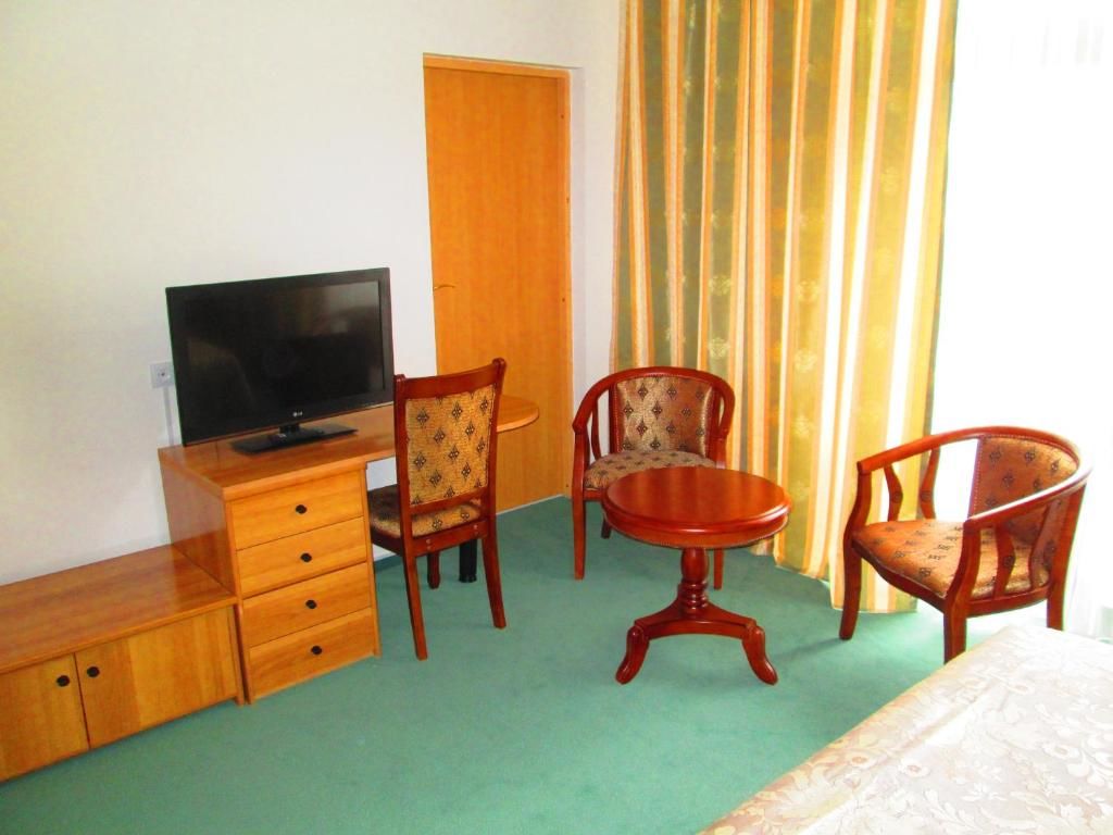 Отель Hotel Chayka Мариуполь-55
