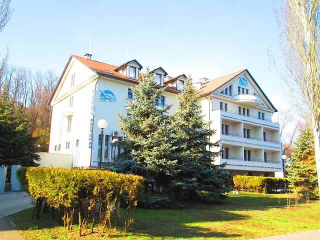 Отель Hotel Chayka Мариуполь-3